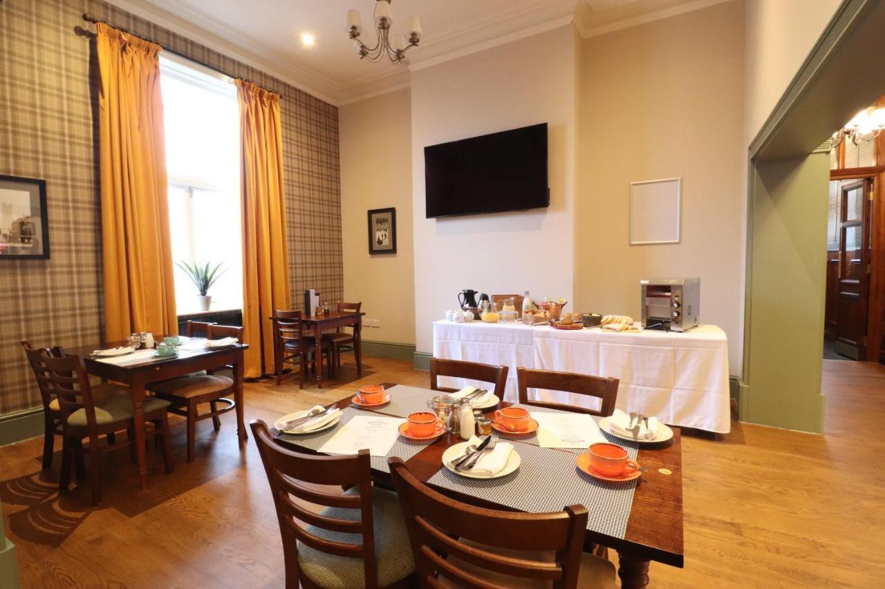 The Bridge Inn Hotel Болтон Экстерьер фото